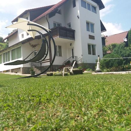 Pensiunea Vladut Bran  Exterior foto